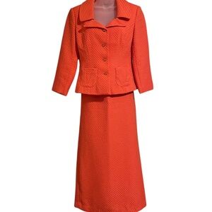 Metro Style Lined Skirt Suit Orange Size 6 See last picture of small flaw